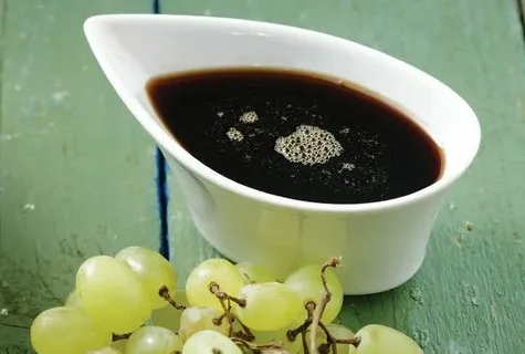تصویر 3 از خرید شیره انگور خانگی اصل + طعمی بی‌ نظیر
